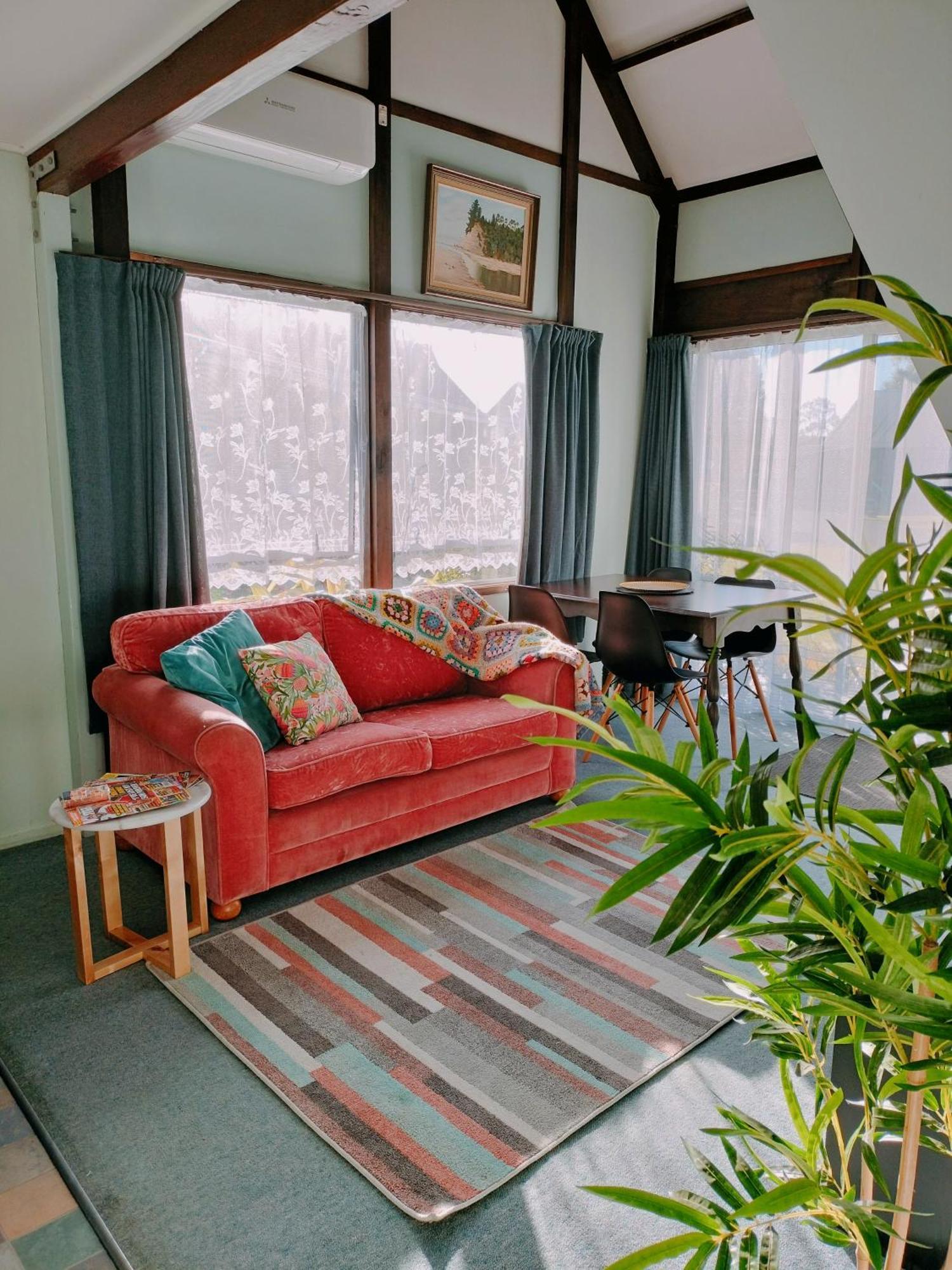 Tokaanu Lodge Motel Терейнджи Экстерьер фото